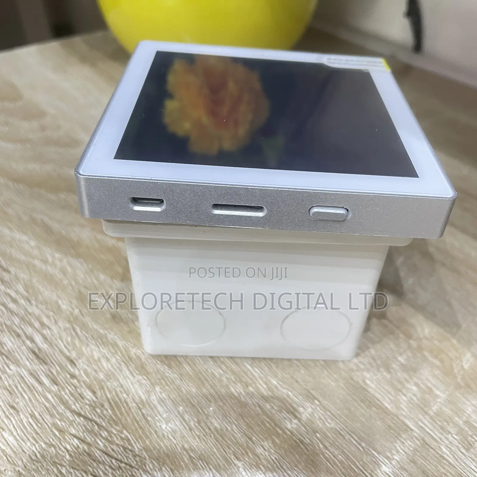 Wall Amplifier Touchscreen Bluetooth
