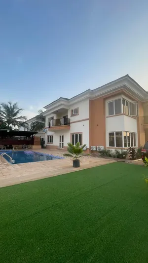 Furnished 5bdrm Duplex in Northern Foreshore, Chevron for sale