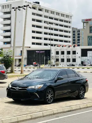 Toyota Camry 2016 Gray