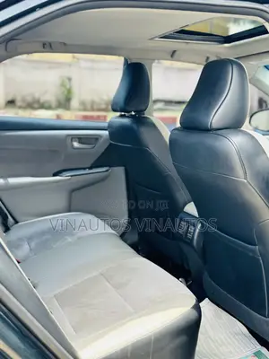 Toyota Camry 2016 Gray