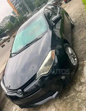 Toyota Corolla 2015 Black
