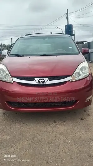 Toyota Sienna 2008 Red