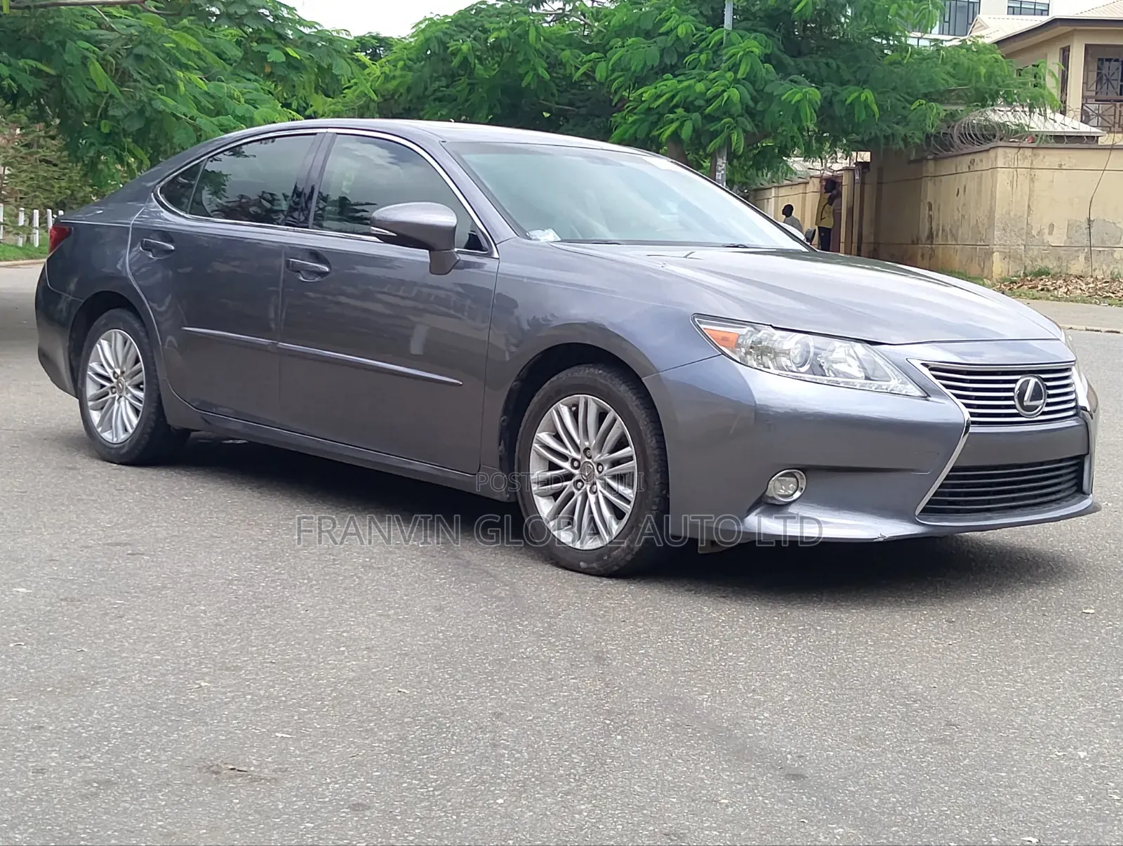 Lexus ES 2014 Gray
