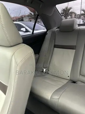 Toyota Camry XLE 4dr Sedan (2.5L 4cyl 6A) 2013 Gray