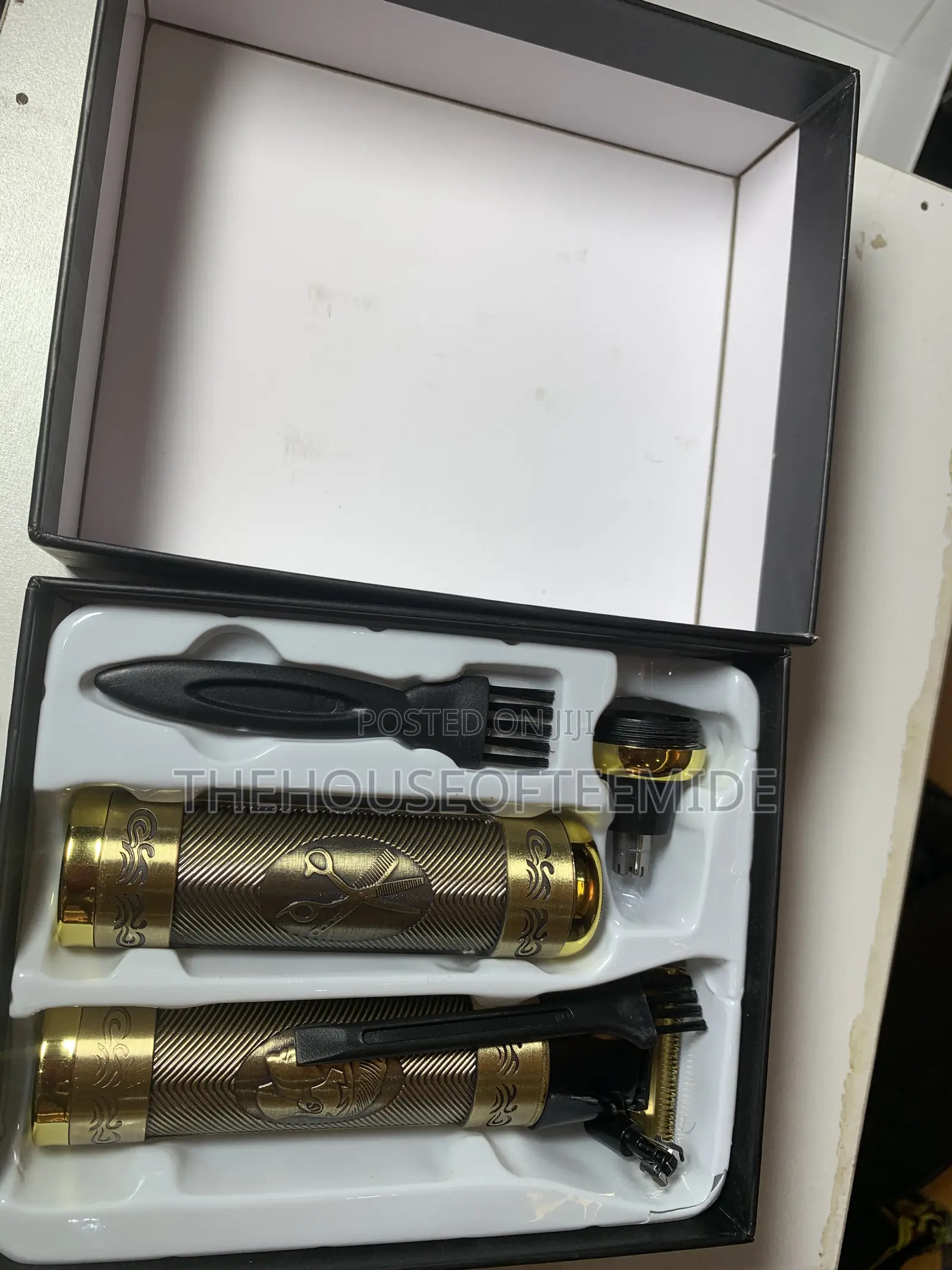 Grooming Set