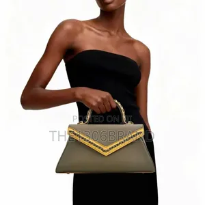 Pedra Handbag