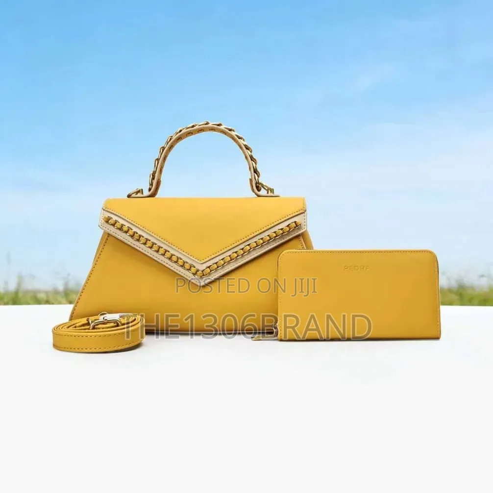 Pedra Handbag