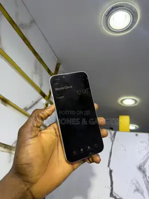 Apple iPhone 13 128 GB White