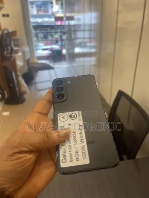 Samsung Galaxy S22 5G 128 GB Black