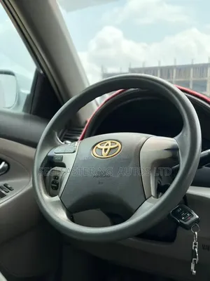 Toyota Camry 2010 Silver