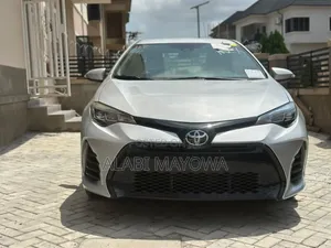 Toyota Corolla 2017 Silver