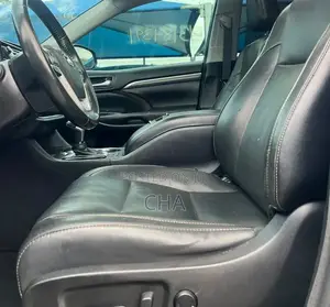 Toyota Highlander Limited Platinum 4x4 V6 (3.5L 6cyl 8A) 2018 Black