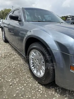 Chrysler 300 2008 Gray