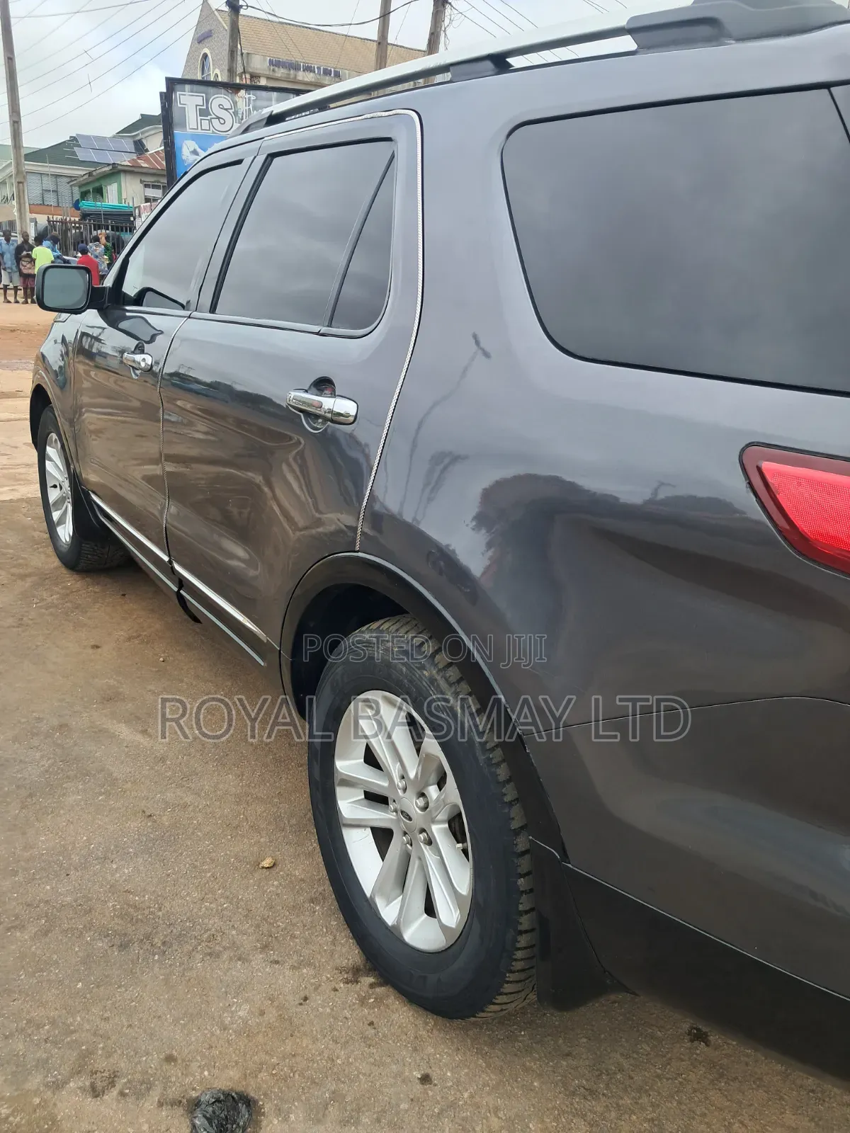 Ford Explorer 2012 Gray