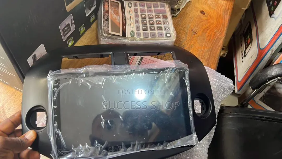 Toyota Rav4 2007-2012 Android Screen With Reverse Camera