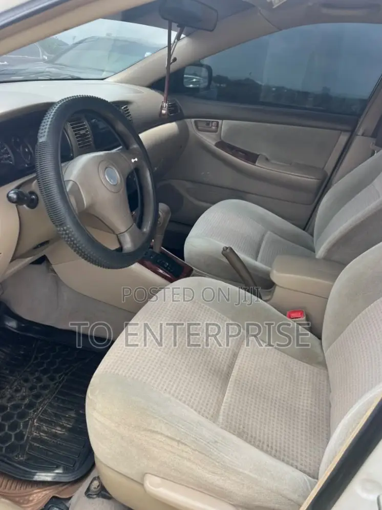 Toyota Corolla 2006 White