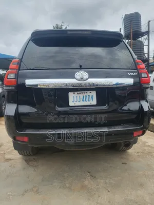 Toyota Land Cruiser Prado 2017 Black