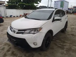 Toyota RAV4 2013 White