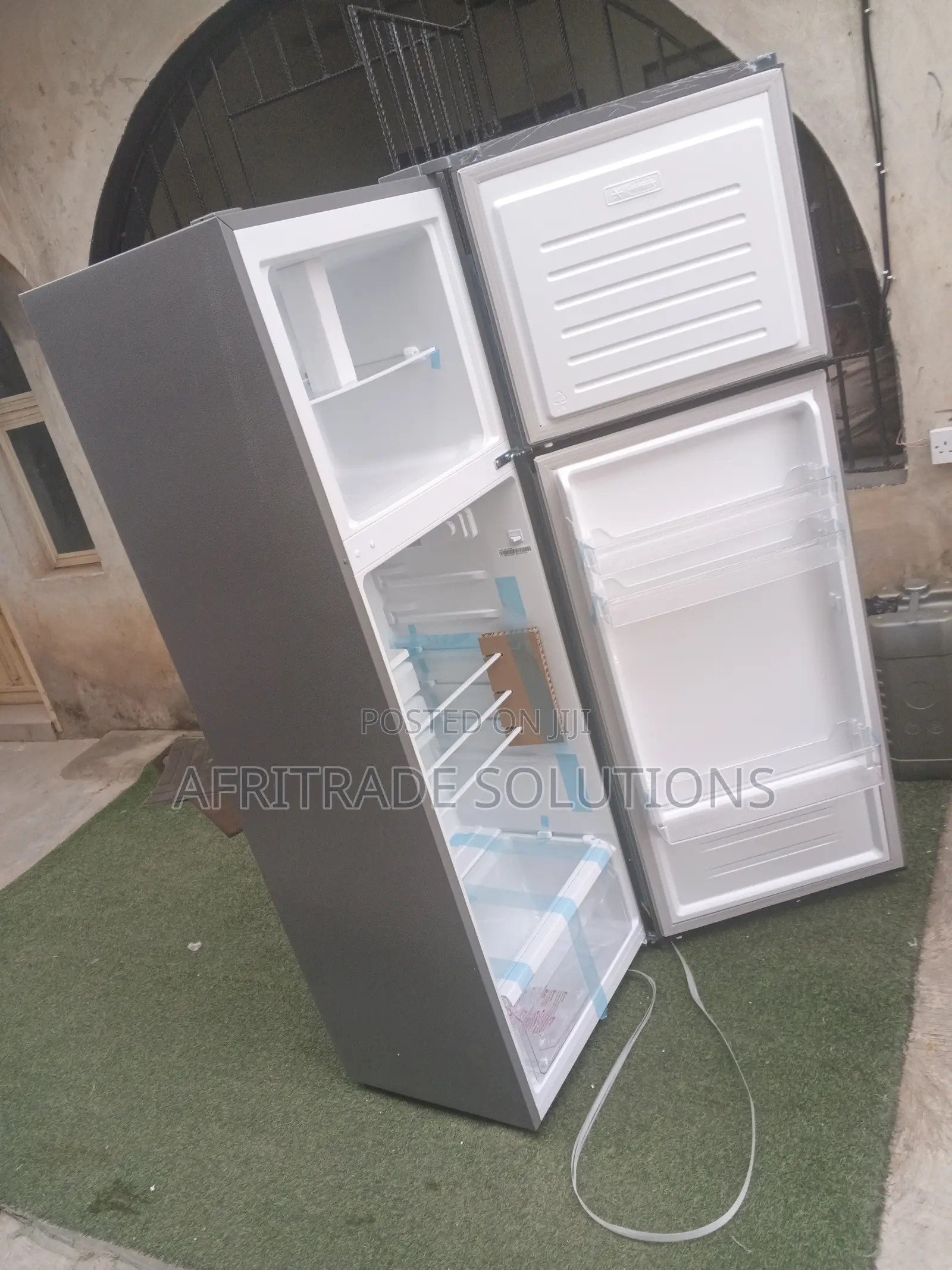 Hisense REF306DR 306L Refrigerator With Efficient Cooling