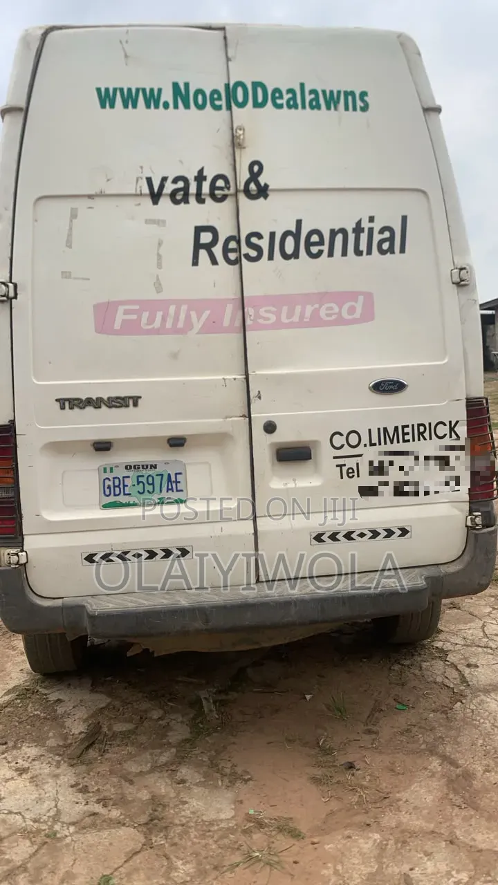 Ford Transit 2006 White
