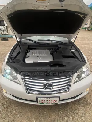 Lexus ES 350 2010 White