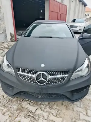 Mercedes-Benz E350 2012 Black