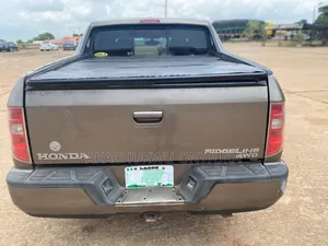 Honda Ridgeline 2010 Gold