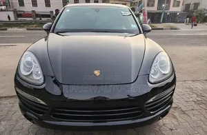 Porsche Cayenne 2014 Black