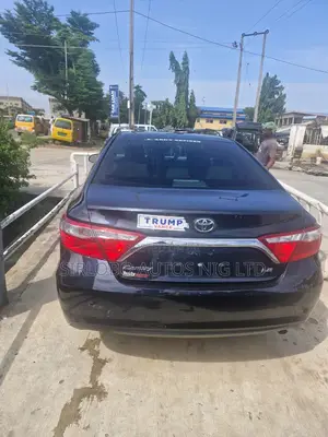 Toyota Camry LE 4dr Sedan (2.5L 4cyl 6A) 2015 Green