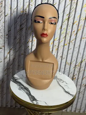 Mannequin Head