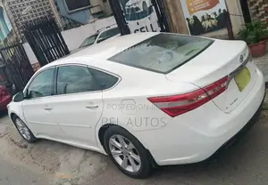 Toyota Avalon 2013 White