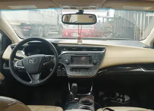 Toyota Avalon 2013 White