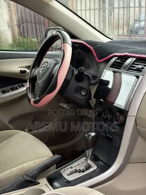 Toyota Corolla 2011 Gray