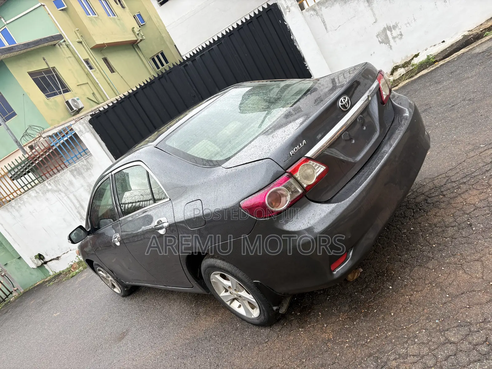 Toyota Corolla 2011 Gray