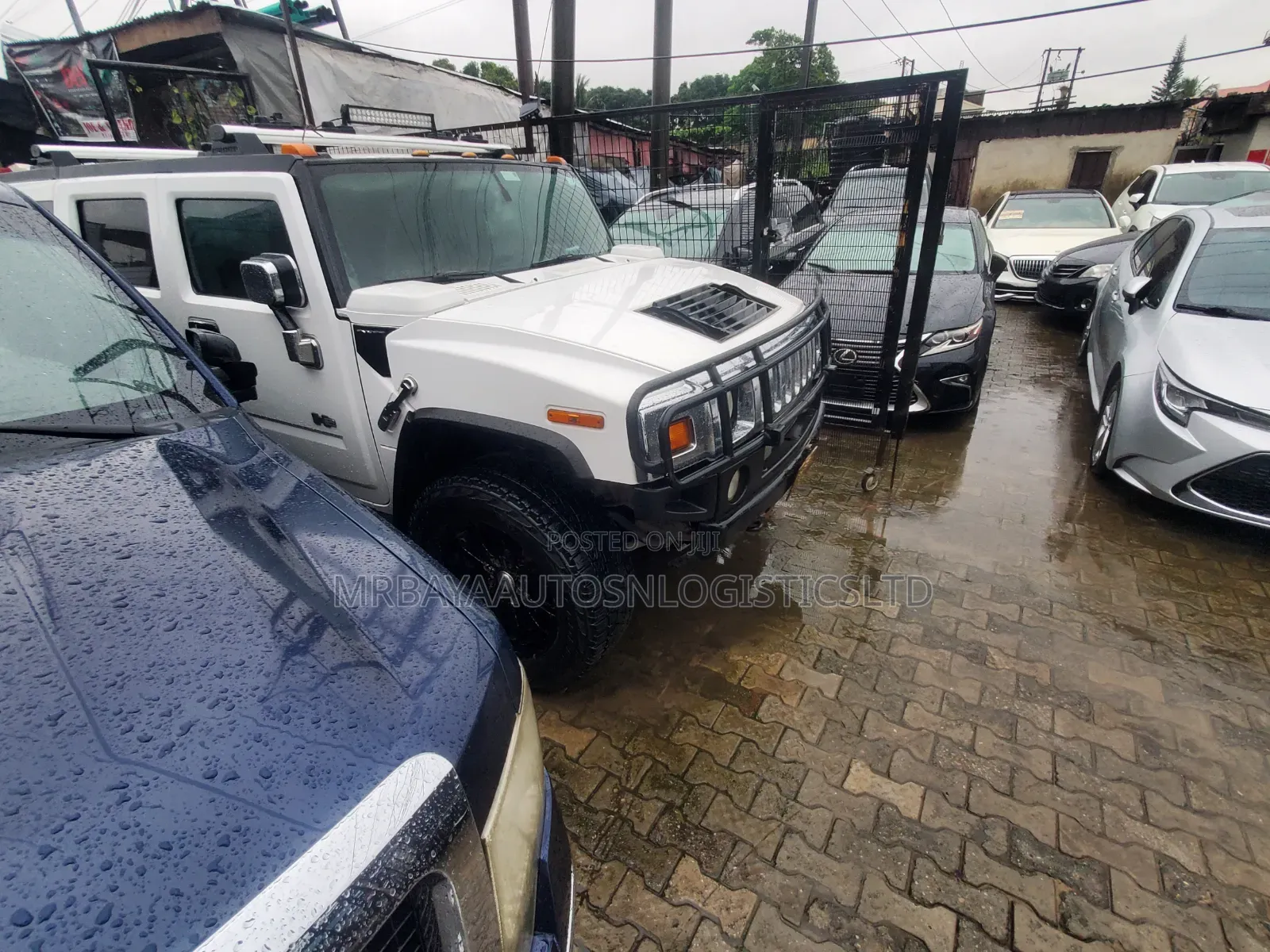 Hummer H2 2005 White