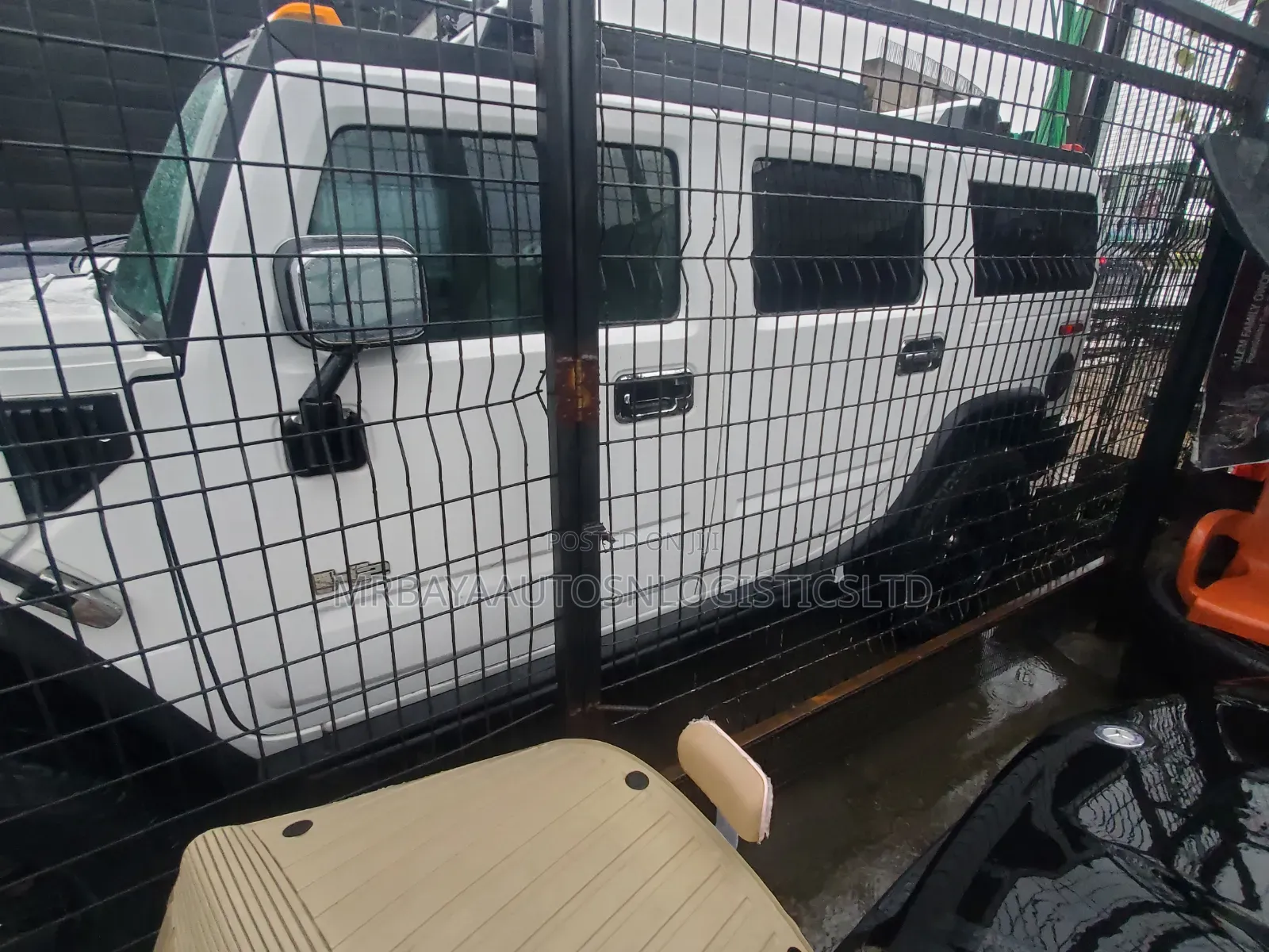 Hummer H2 2005 White