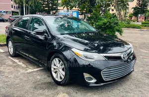 Toyota Avalon XLE Sedar FWD (3.5L 6cyl 6A) 2013 Black