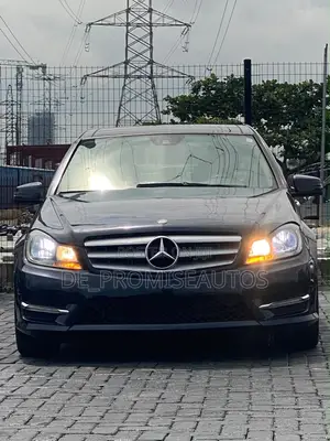 Mercedes-Benz C300 Sport 4Matic Sedan AWD (3.5L 6cyl 7A) 2013 Black