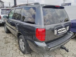 Honda Pilot 2004 Gray