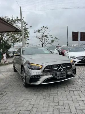 Mercedes-Benz E350 2020 Gold