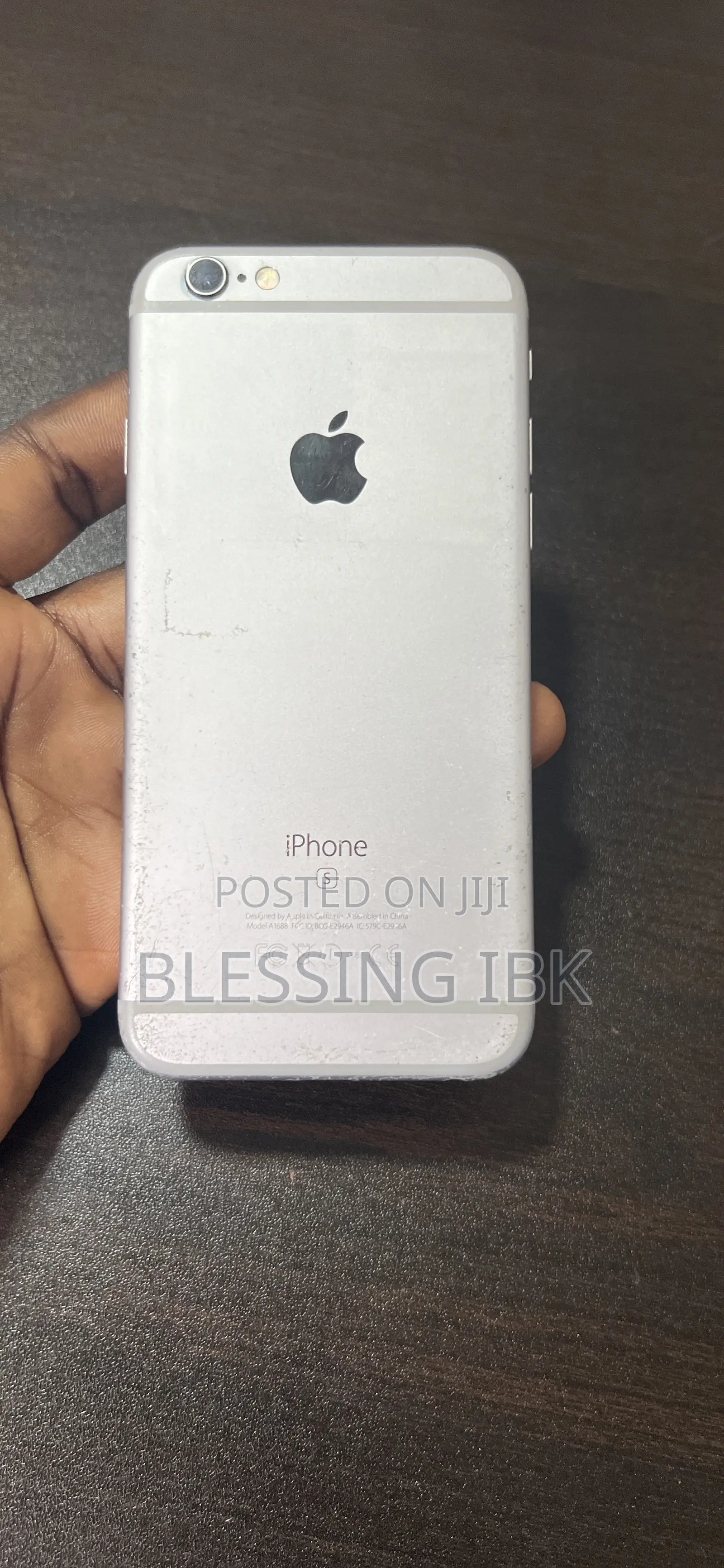 Apple iPhone 6s 32 GB White
