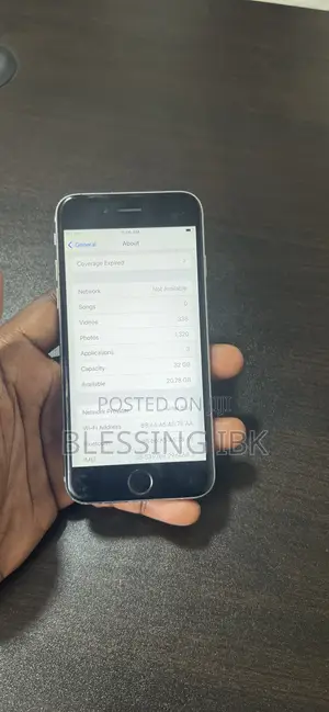 Apple iPhone 6s 32 GB White