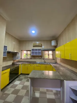5bdrm Duplex in Vgc Lekki  Personal for rent