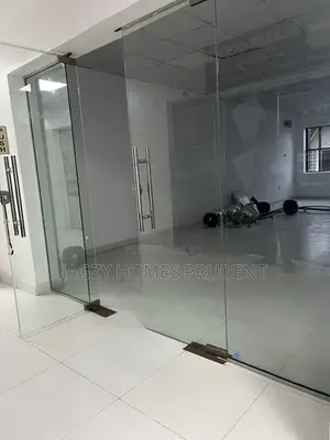 Available Shop for Rent