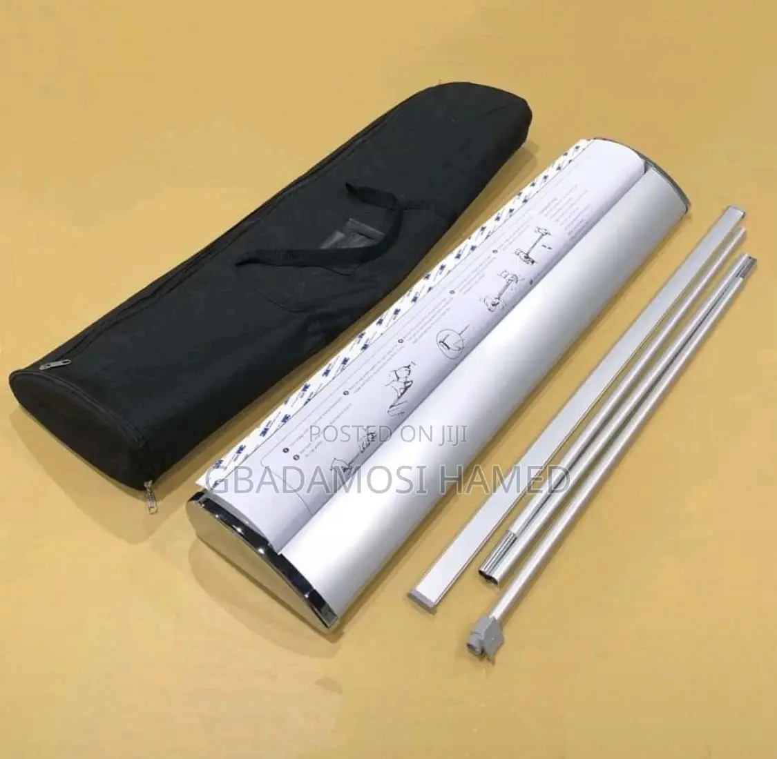 Roll Up Stand