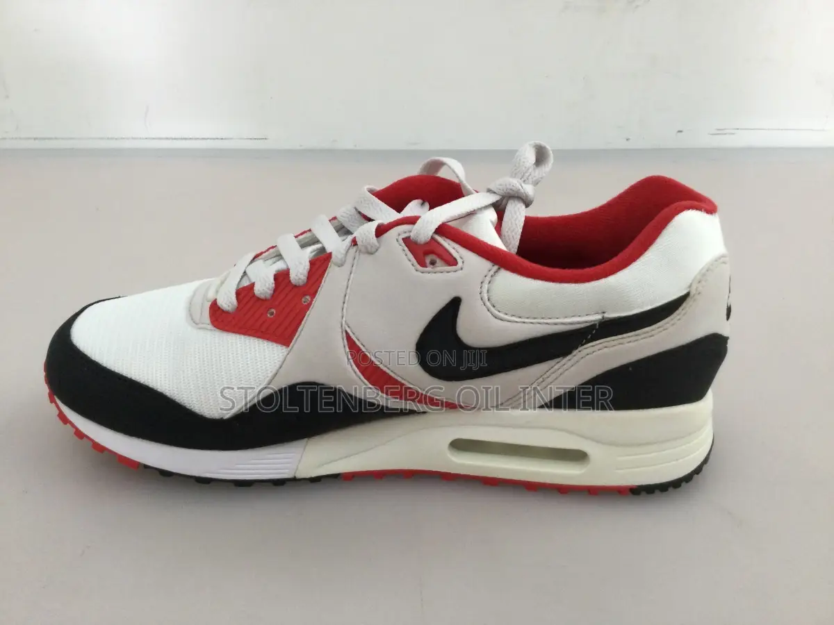 Nike Air Max Light