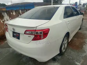 Toyota Camry 2014 White