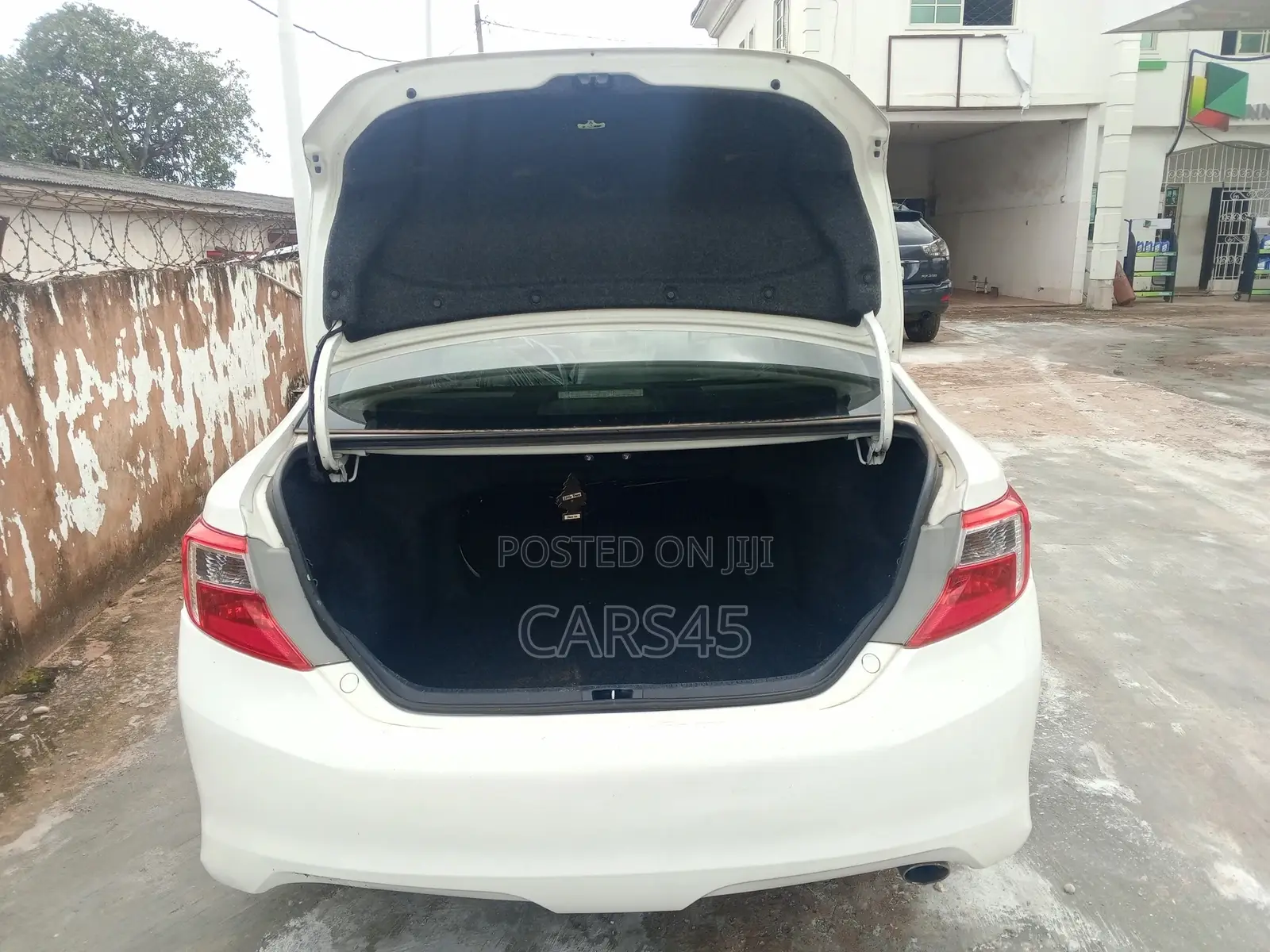 Toyota Camry 2014 White