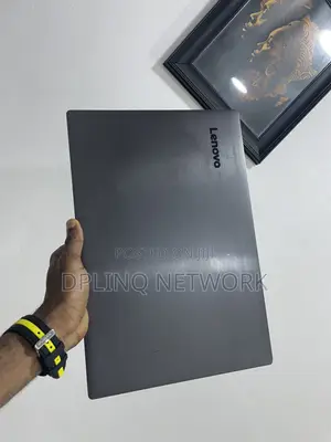 Laptop Lenovo V330 8GB Intel Core i3 HDD 1T