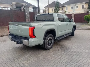 Toyota Tundra 2024 Green